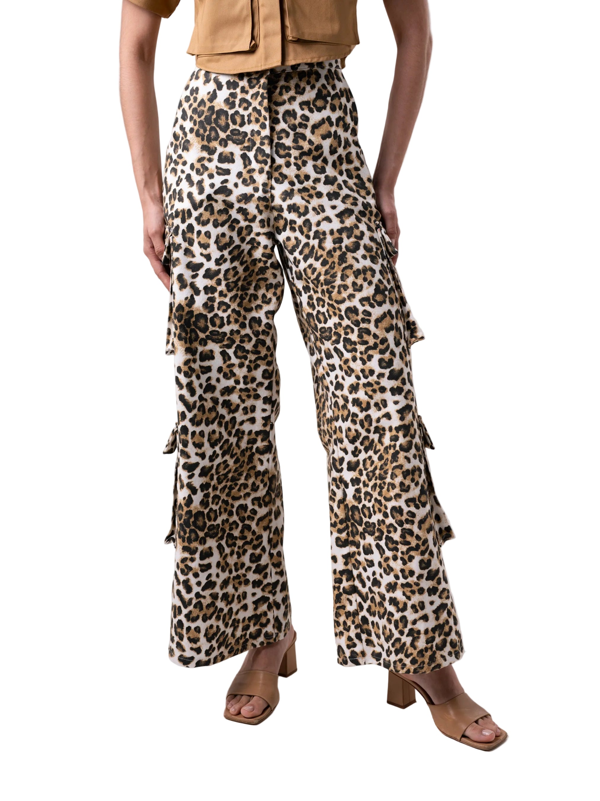 Pant with high-waisted cargo style, front zipper, and oversized pockets down the leg.