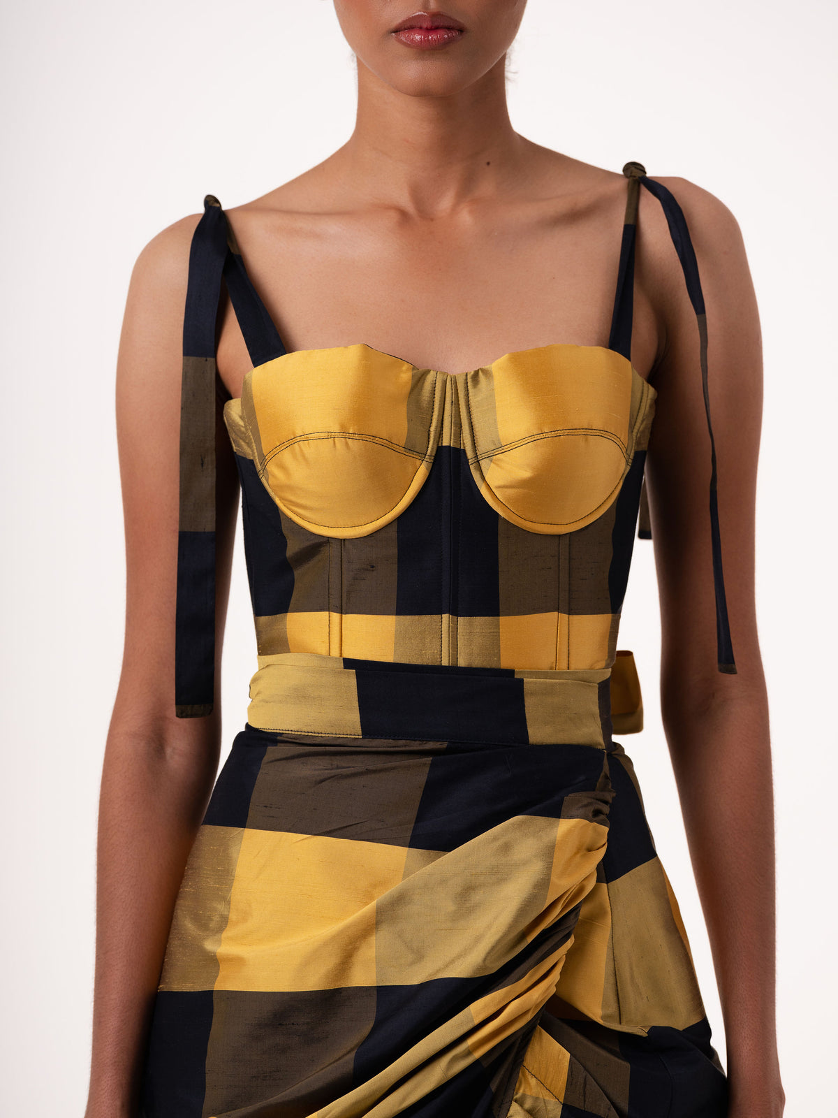 VEGA BUSTIER