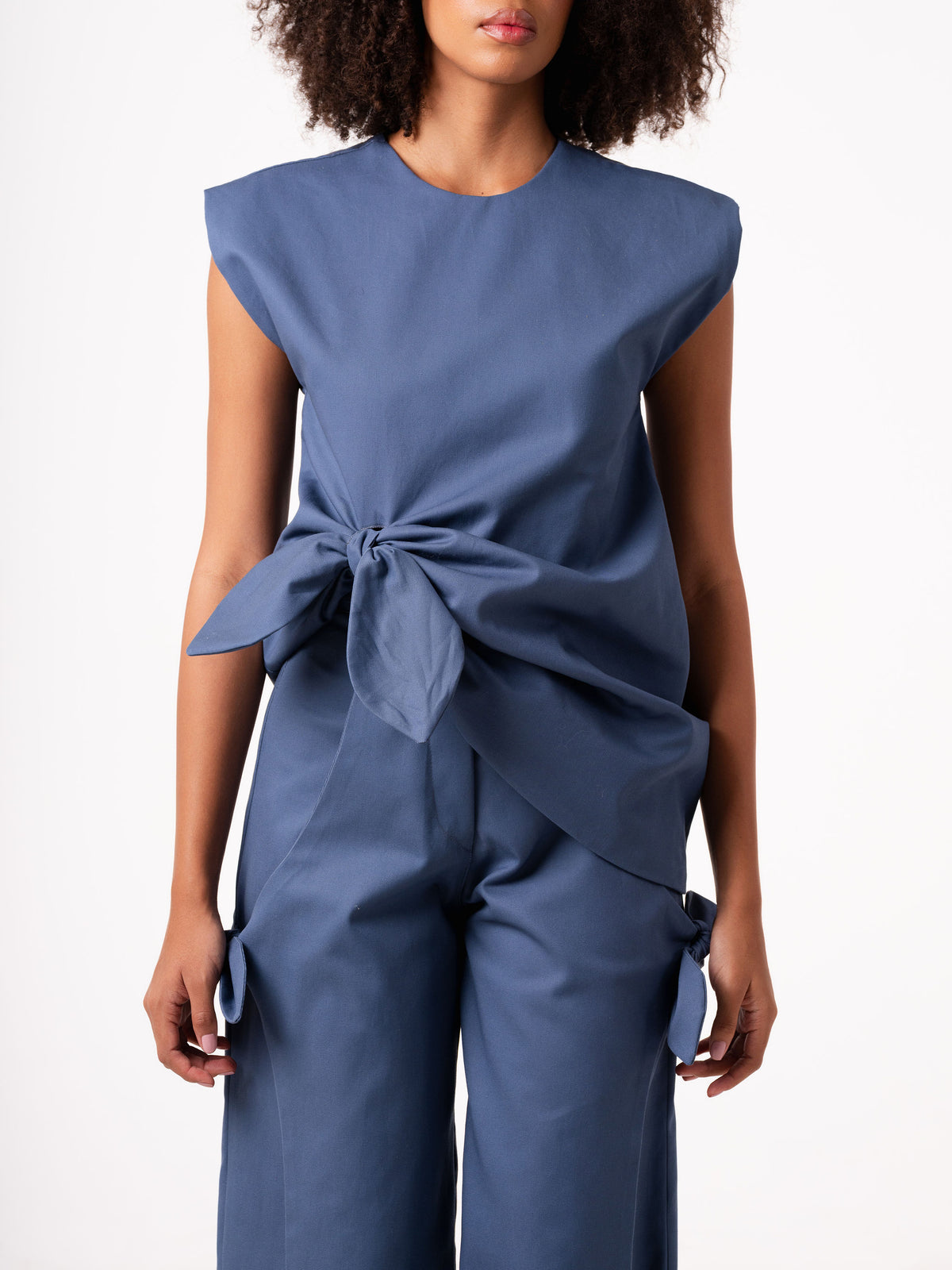 BARNES TOP