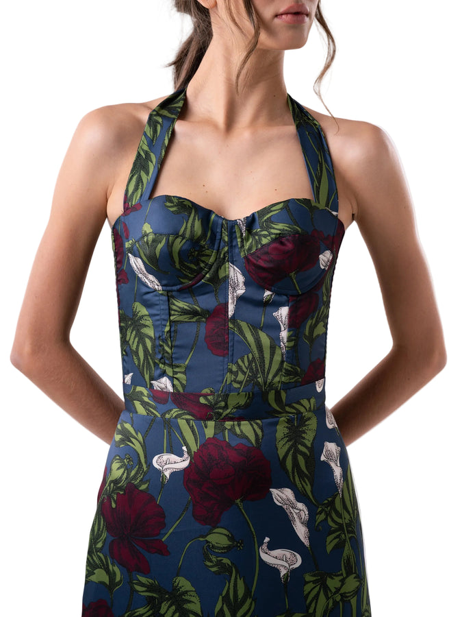 Bustier with adjustable straps and back lace up tie closure, bra cups, underwire and boning.